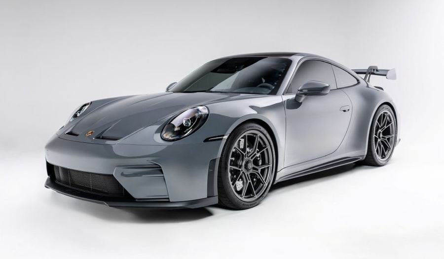 Porsche 911 GT3 (992.2) rental