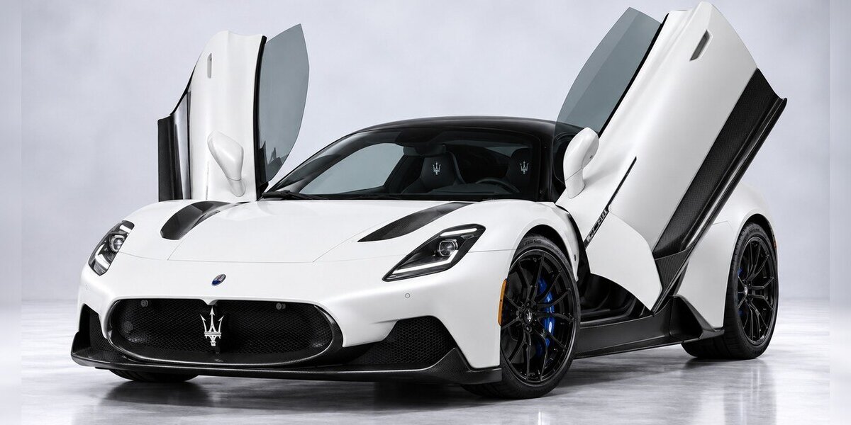 Maserati MC20 rental